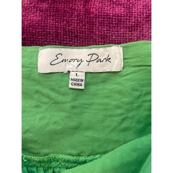 EMORY PARK Eleanor Ruffle Sleeve Eyelet Top in Green Large  / L FEMININE - Picture 5 of 7